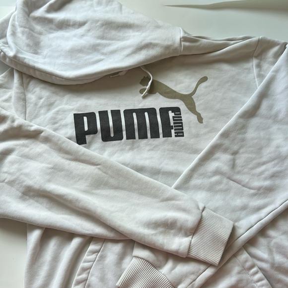 Puma Other - Vintage Puma White Hoodie